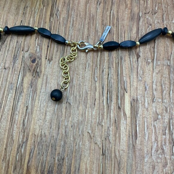 Casual Corner Vintage Boho White Black Gold Tone Beaded Circle Pendant Necklace - Picture 5 of 8